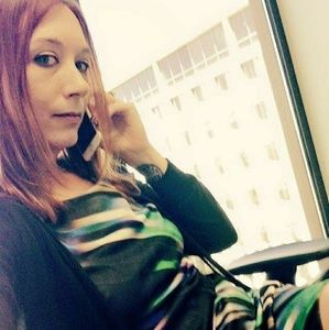 Meet your Posher, Leslee